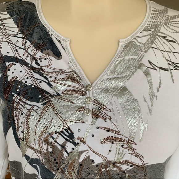 2/$10 MOVING SALE Y2K Olsen Europe Long Sleeve Top Feather Patterned Stitchwork - Picture 15 of 15